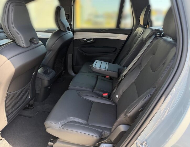 Volvo XC90 SUV / Terénní 2,0 l 0