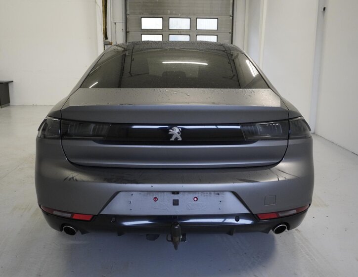 Peugeot 508 Liftback 1,6 l 165 kw