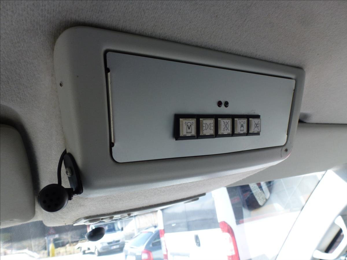 Volkswagen Transporter Skříň 2,0 l 84 kw