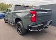 Chevrolet Silverado 8