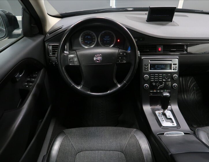 Volvo XC70 Kombi 2,4 l 136 kw