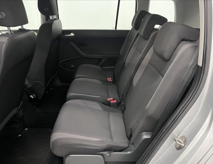 Volkswagen Touran 15