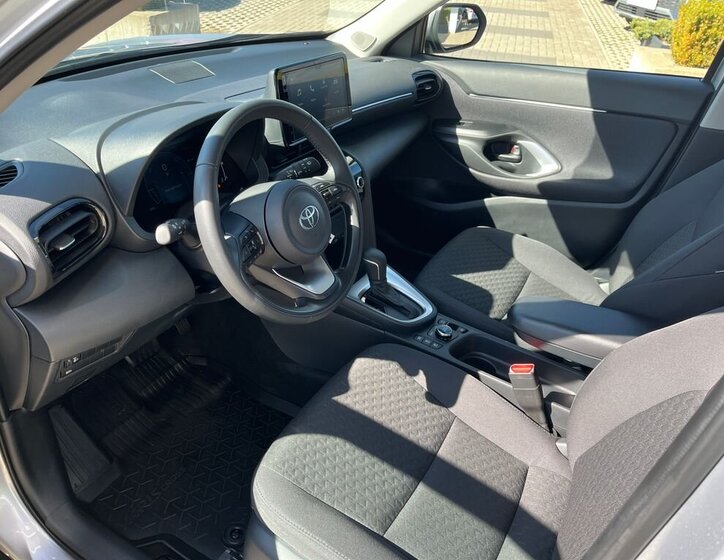 Toyota Yaris Cross SUV / Terénní 1,5 l 68 kw