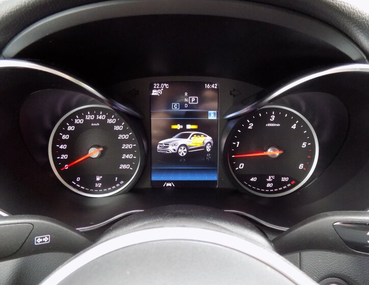 Mercedes-Benz GLC 30