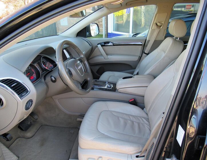 Audi Q7 SUV 3,0 l 171 kw