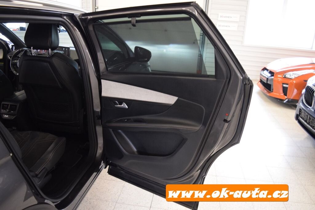 Peugeot 5008 MPV 1,5 l 96 kw