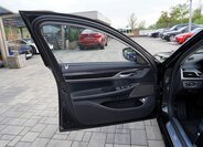 BMW Řada 7 Sedan / Limuzína 4,4 l 390 kw