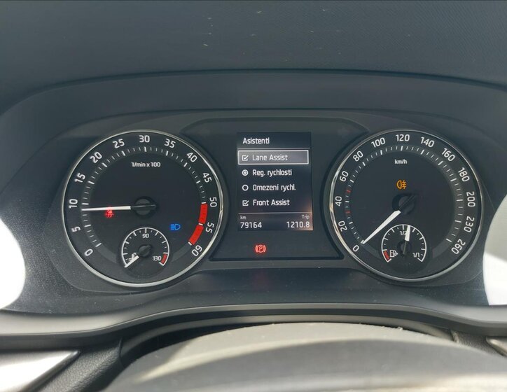 Škoda Octavia Sedan / Limuzína 2,0 l 85 kw