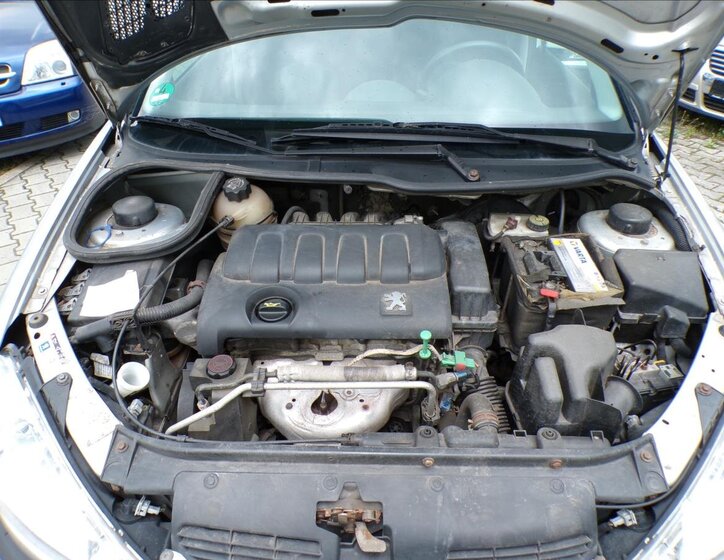 Peugeot 206 Hatchback 1,4 l 65 kw