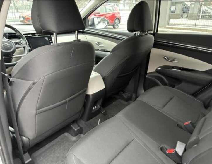 Hyundai Tucson SUV 1,6 l 110 kw