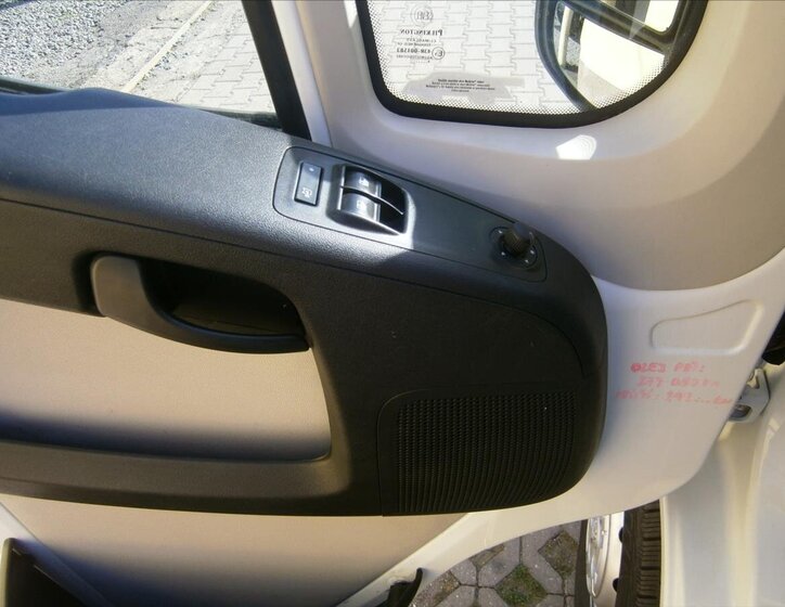 Peugeot Boxer Ostatní 2,2 l 81 kw
