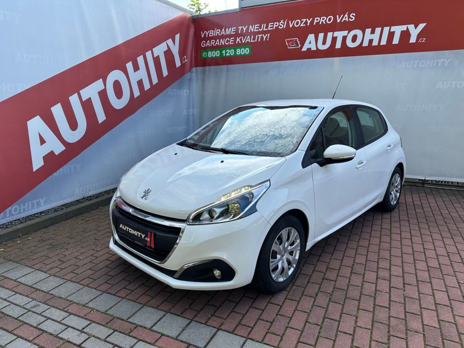 Peugeot 208 1