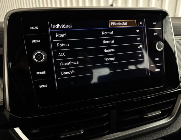 Volkswagen T-Roc MPV 2,0 l 110 kw