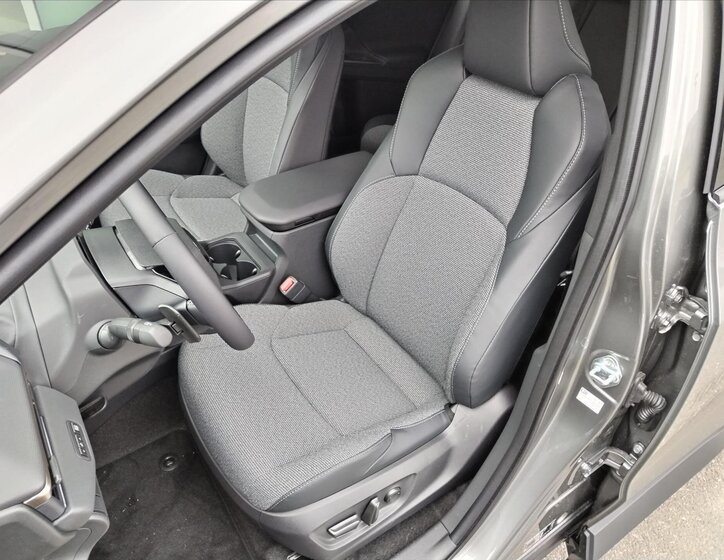 Toyota bZ4X SUV / Terénní 0,0 165 kw