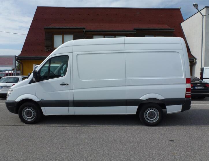 Mercedes-Benz Sprinter 13