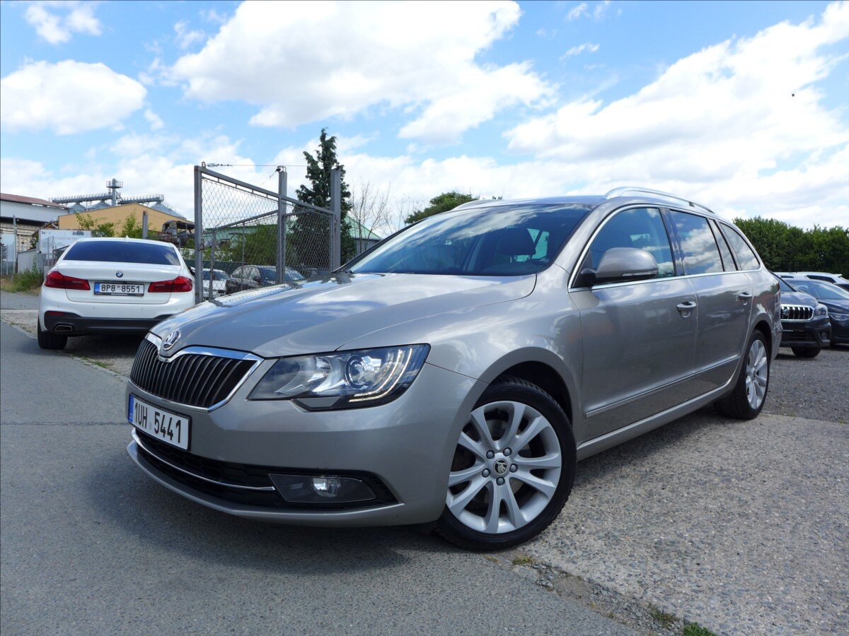 Škoda Superb