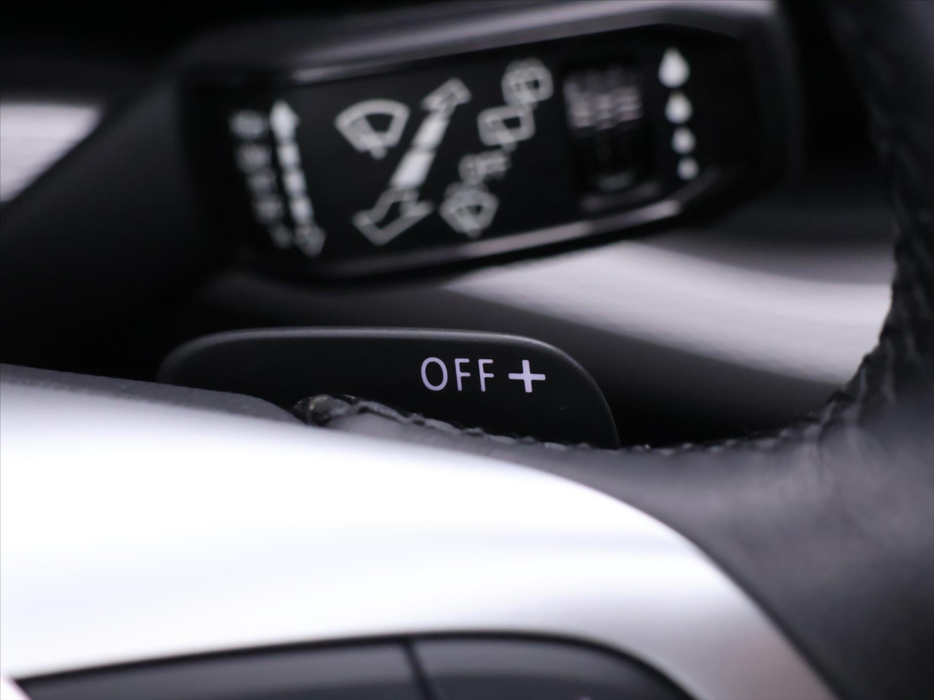 Volkswagen Touareg SUV 3,0 l 170 kw