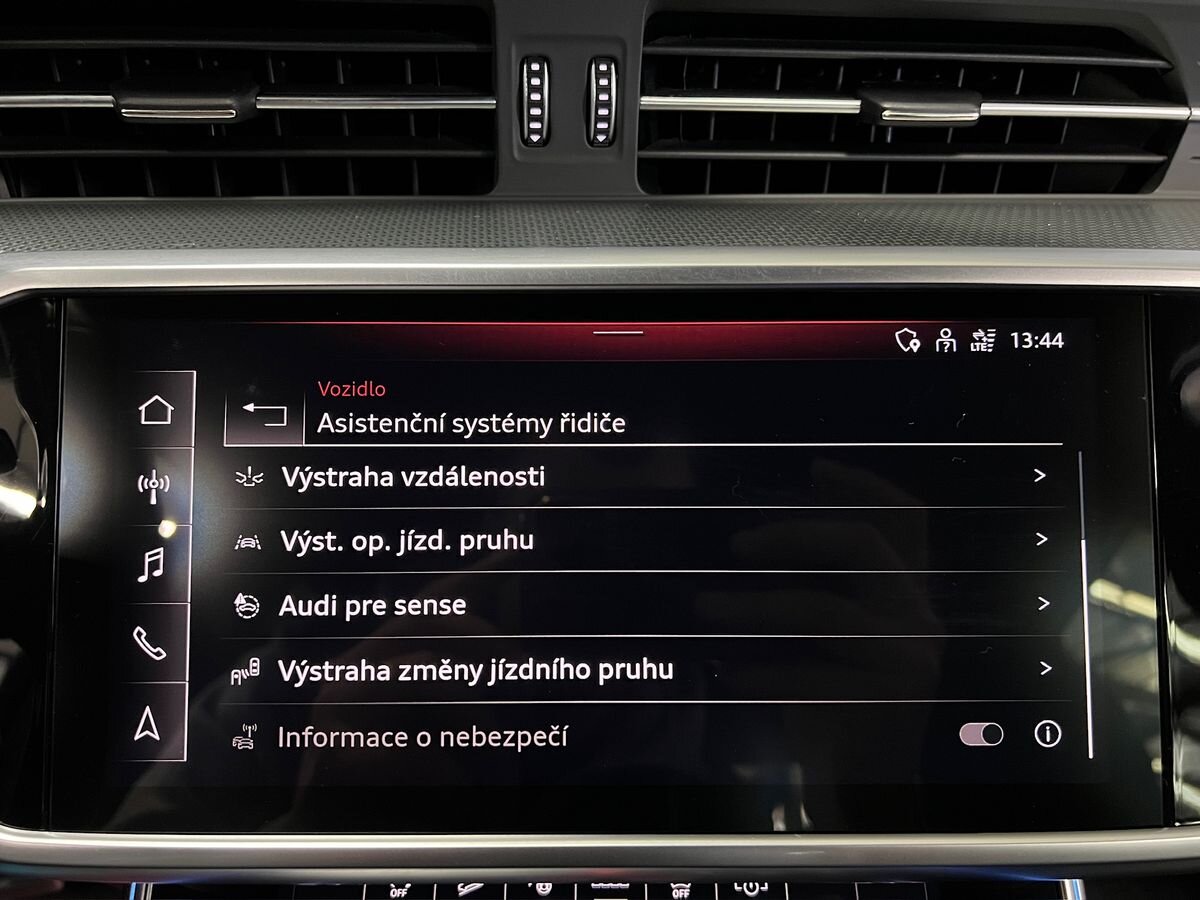 Audi A6 Allroad Kombi 3,0 l 210 kw