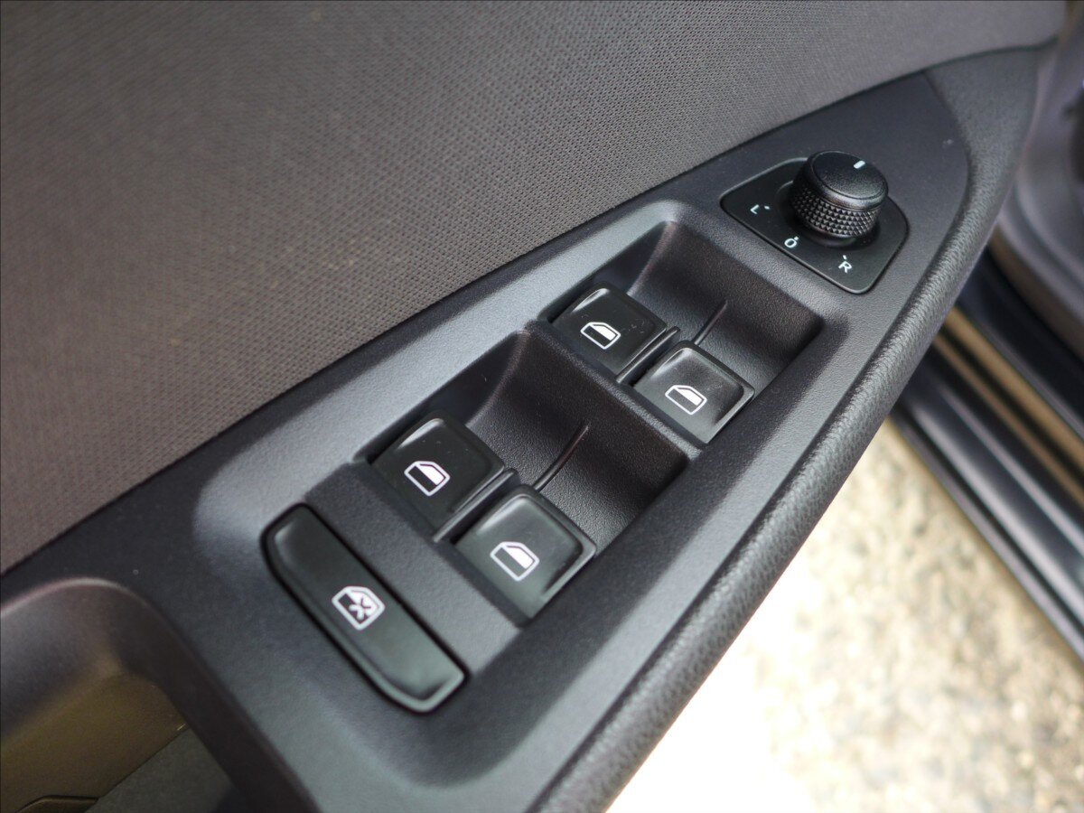 Seat Leon Hatchback 1,4 l 90 kw