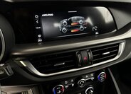 Alfa Romeo Stelvio 30