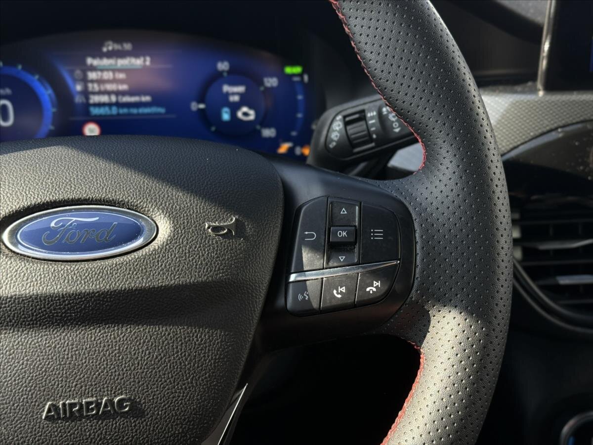 Ford Kuga SUV 2,5 l 140 kw