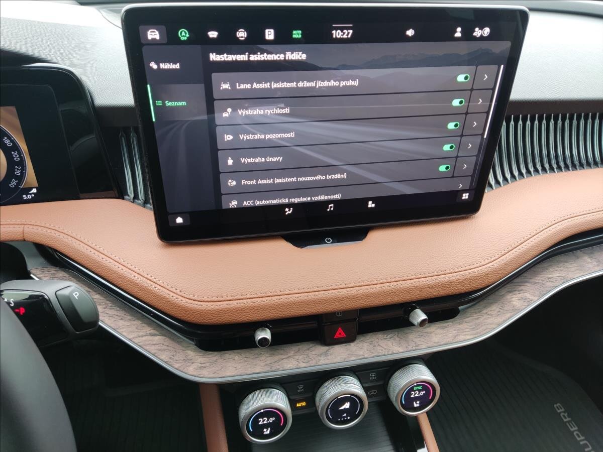 Škoda Superb Liftback 2,0 l 142 kw