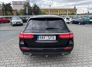 Mercedes-Benz Třídy E Kombi 2,0 l 143 kw