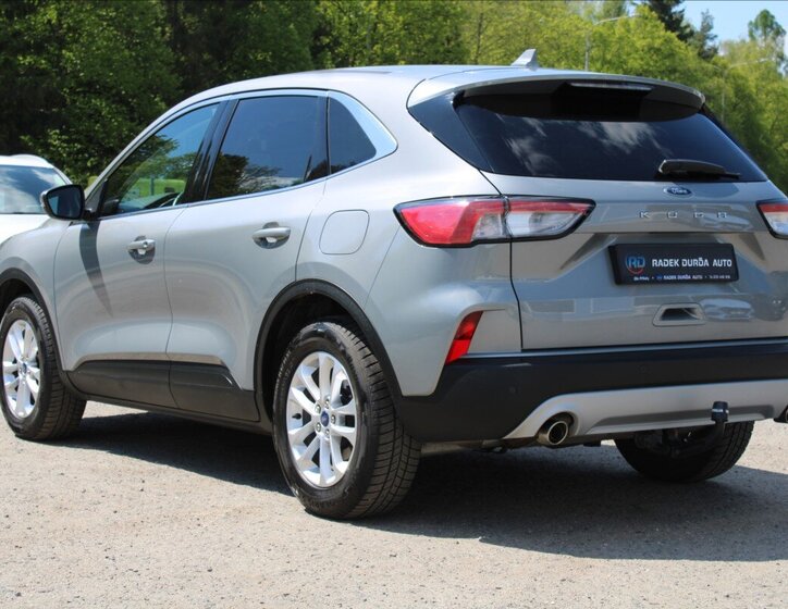 Ford Kuga SUV / Terénní 1,5 l 110 kw