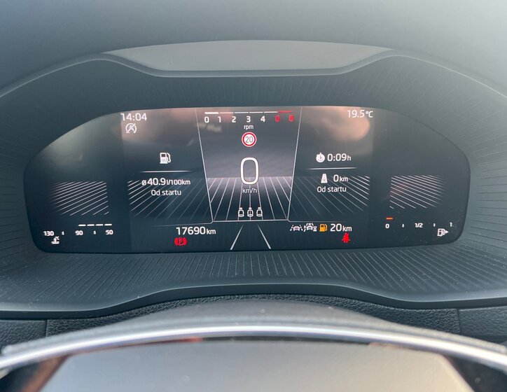 Škoda Karoq Hatchback 1,5 l 110 kw