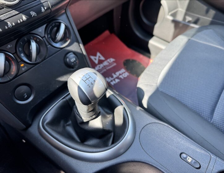 Nissan Qashqai SUV / Terénní 1,6 l 84 kw