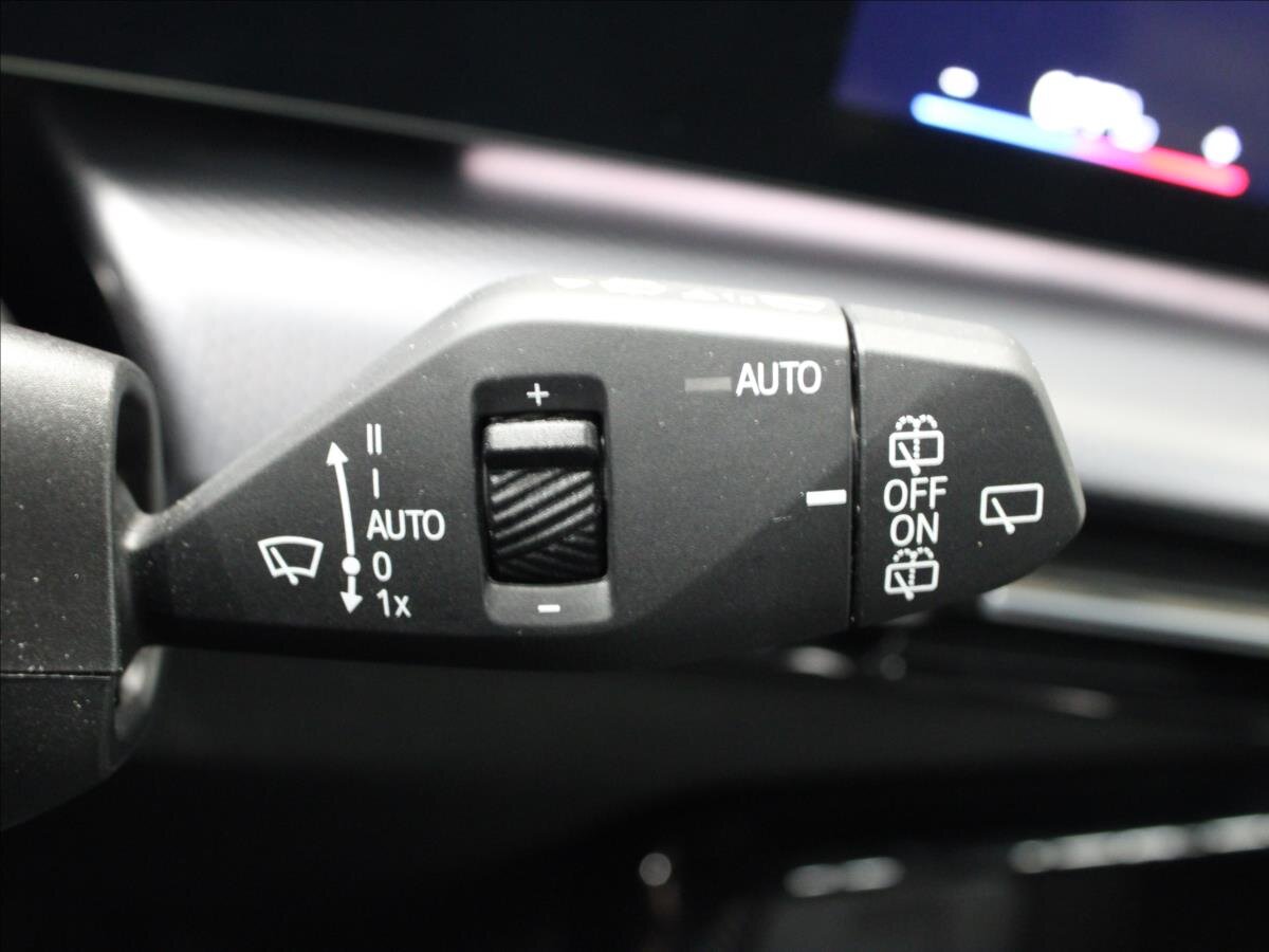 BMW X1 SUV 2,0 l 145 kw