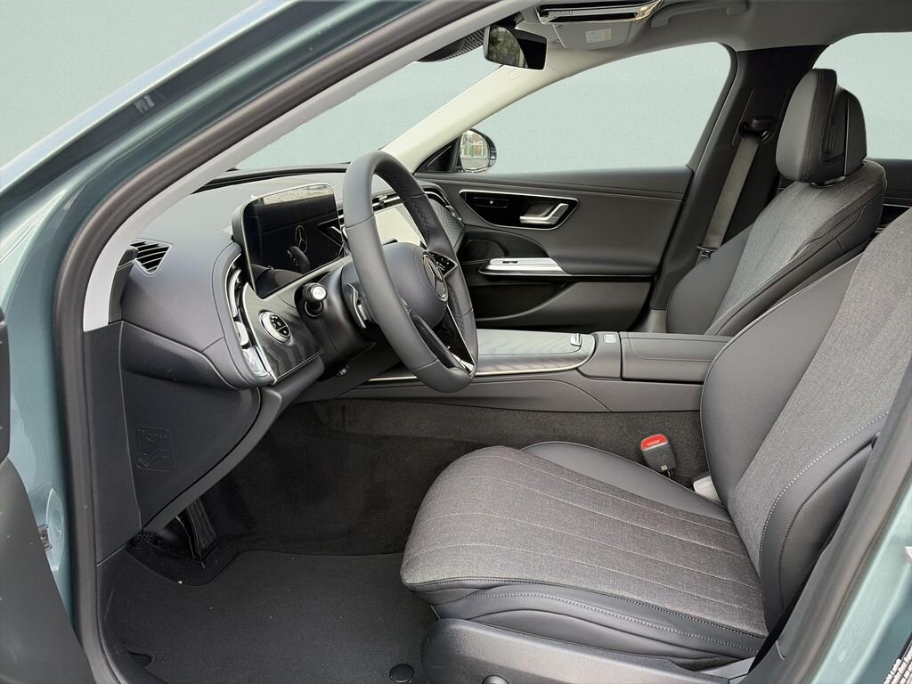 Mercedes-Benz Třídy E Sedan / Limuzína 2,0 l 145 kw
