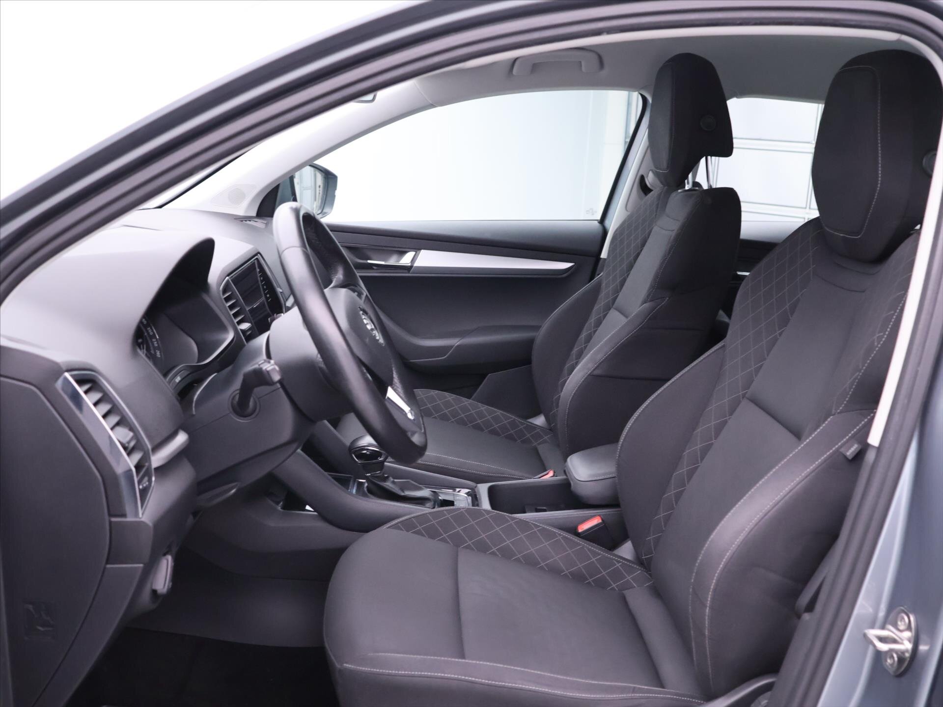 Škoda Karoq SUV / Terénní 1,5 l 110 kw