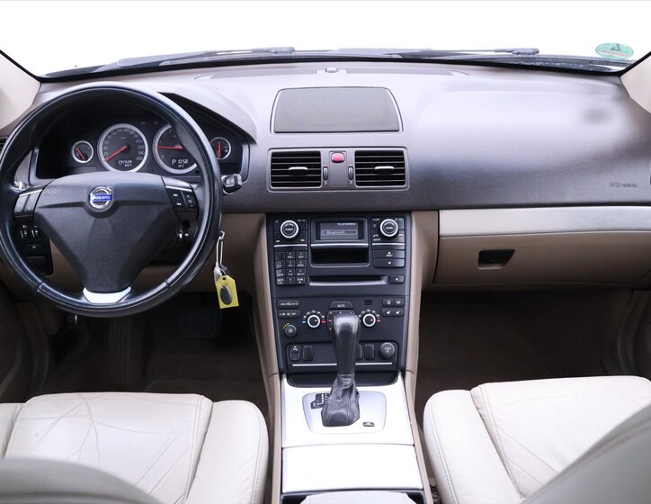 Volvo XC90 SUV / Terénní 2,4 l 147 kw