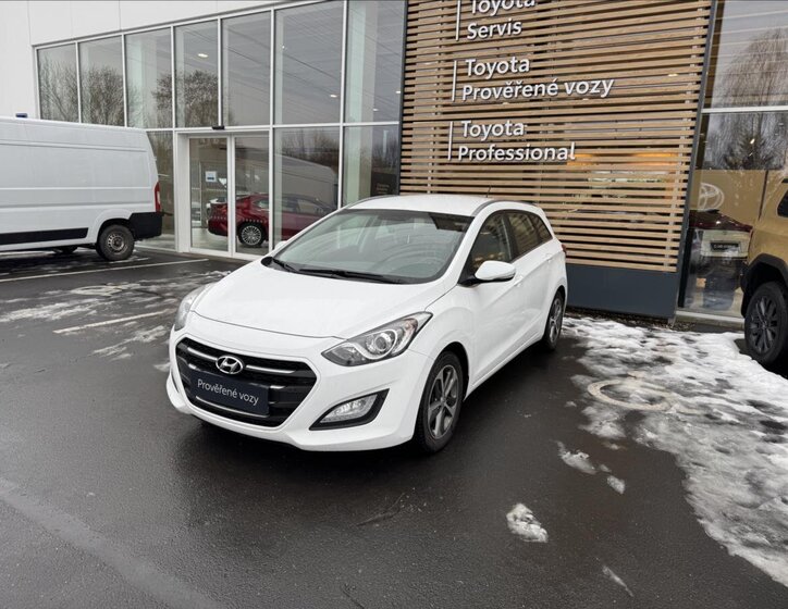 Hyundai i30 Kombi 1,6 l 88 kw