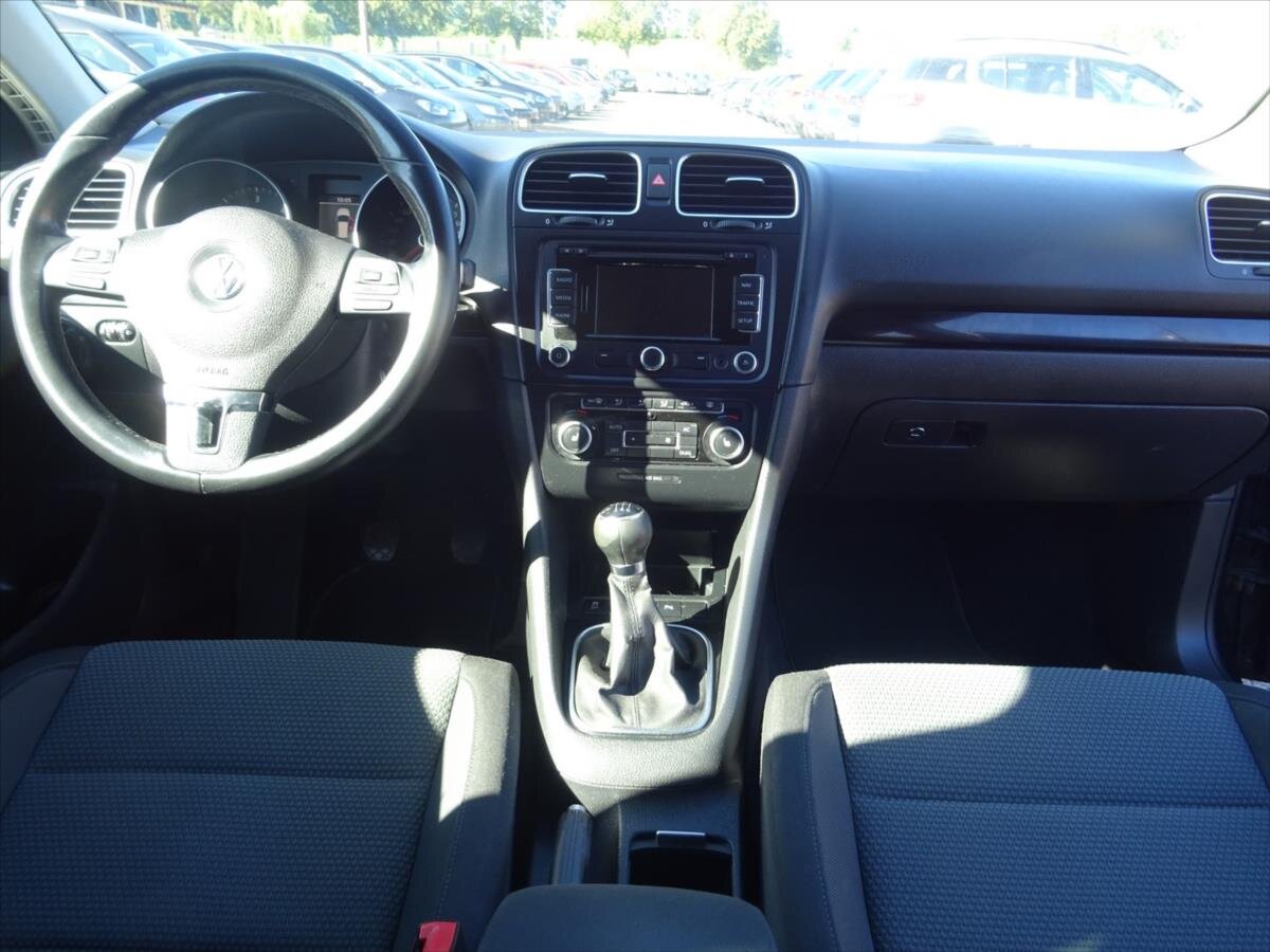 Volkswagen Golf Kombi 2,0 l 103 kw