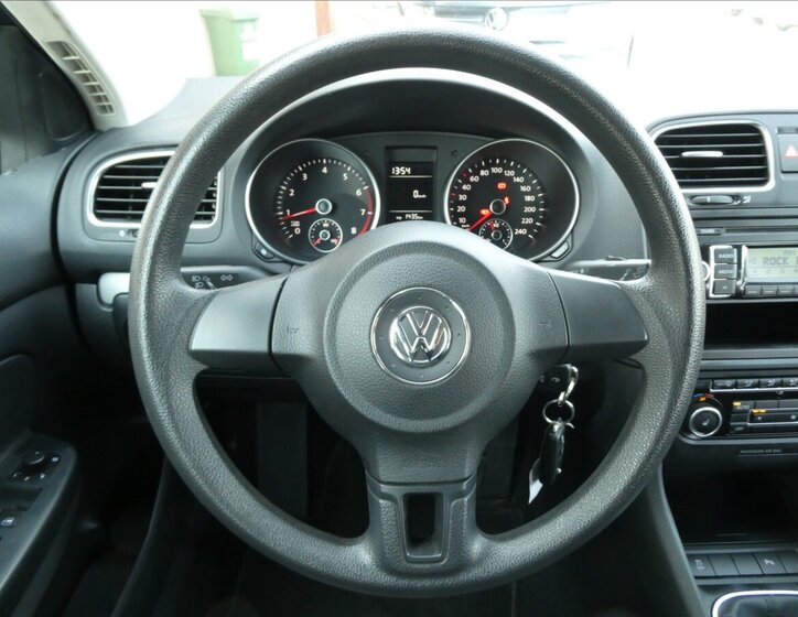 Volkswagen Golf Kombi 1,2 l 77 kw