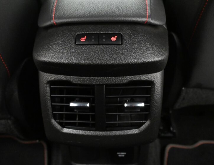 Ford Mondeo Sedan 2,0 l 140 kw