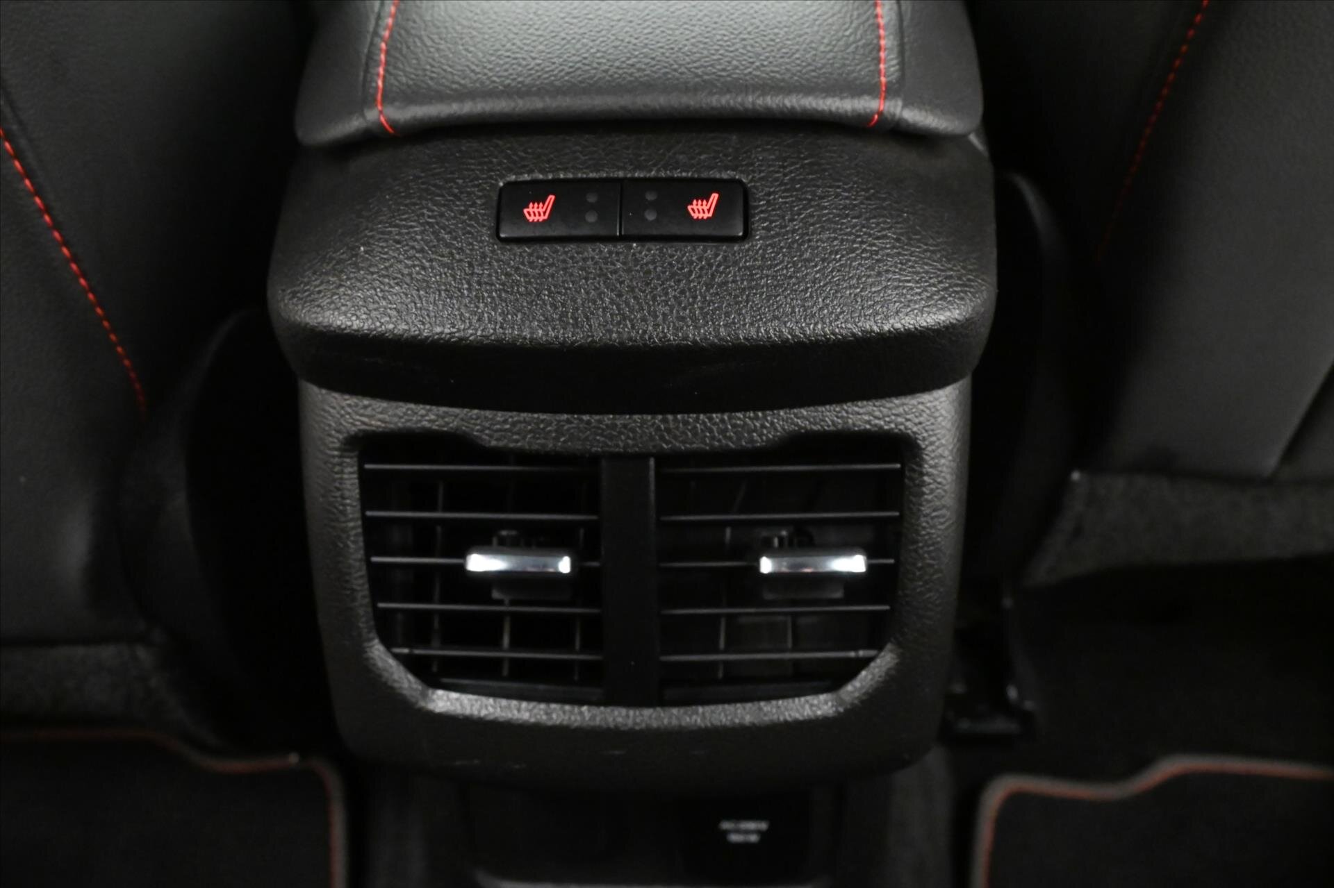 Ford Mondeo Sedan 2,0 l 140 kw