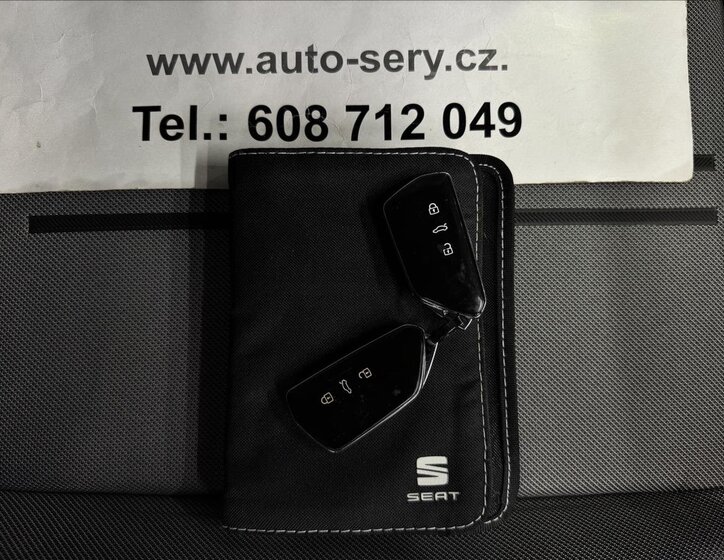 Seat Leon Hatchback 1,5 l 96 kw