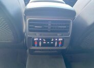 Audi SQ8 SUV 4,0 l 373 kw