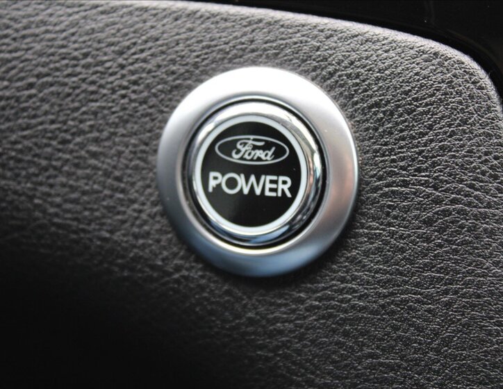 Ford S-MAX MPV 2,0 l 120 kw