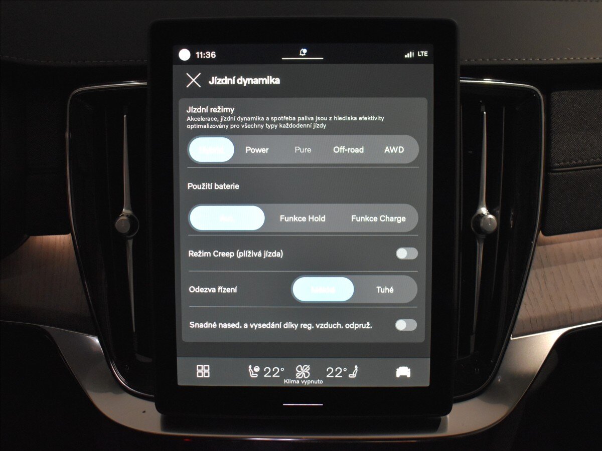 Volvo XC90 SUV / Terénní 2,0 l 335 kw