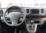 Toyota ProAce Verso 8