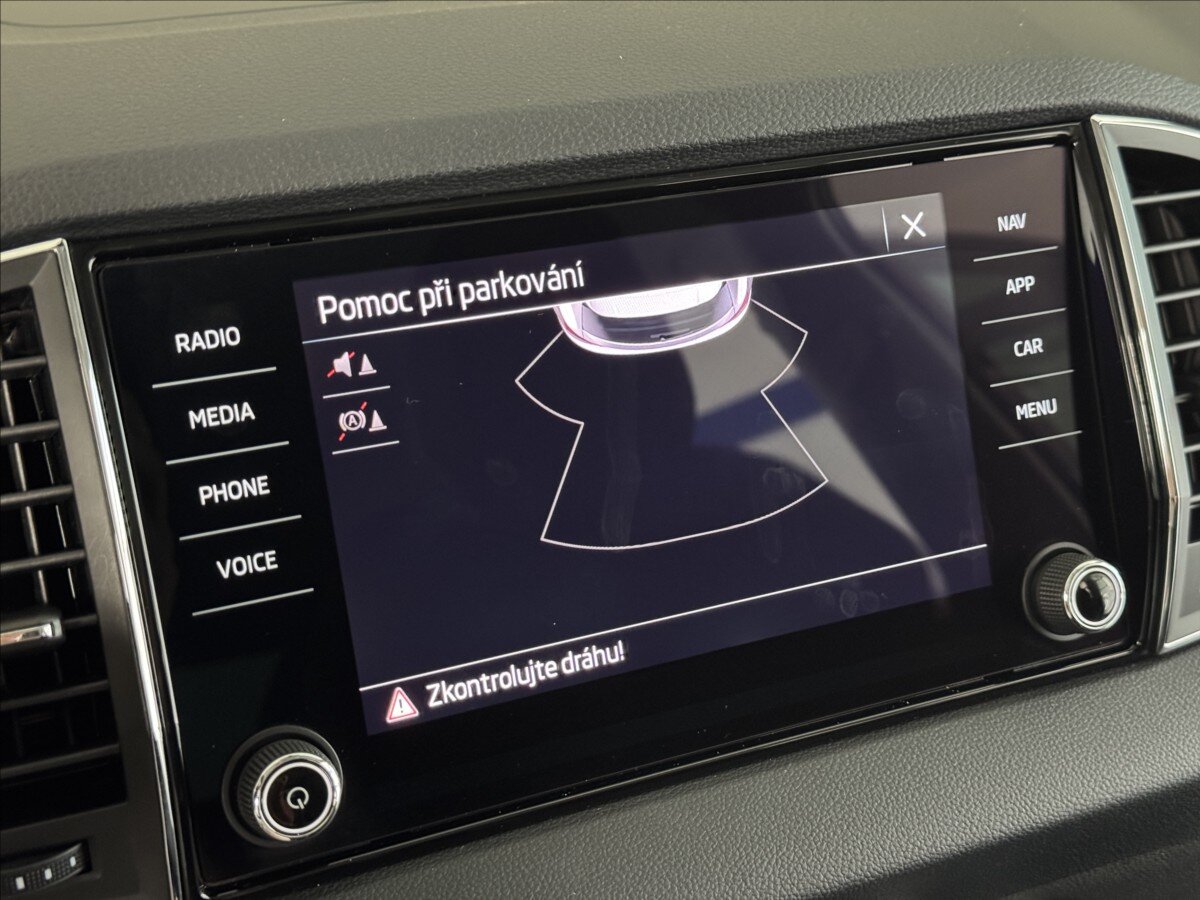 Škoda Karoq SUV / Terénní 1,5 l 110 kw