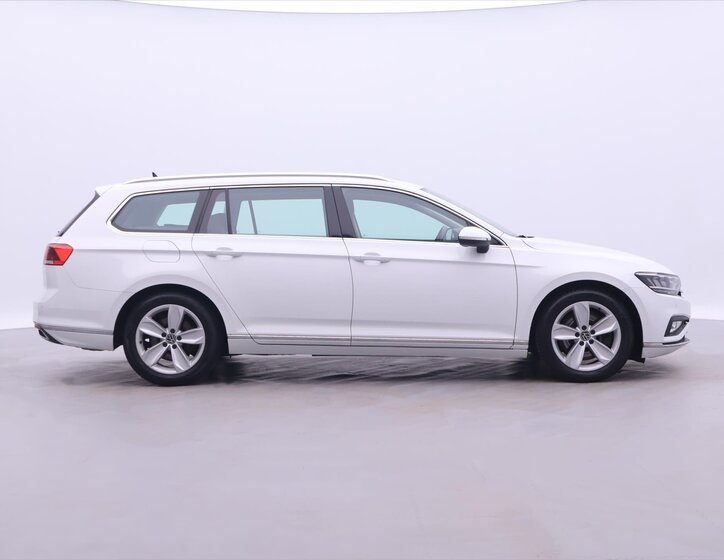 Volkswagen Passat Kombi 2,0 l 206 kw