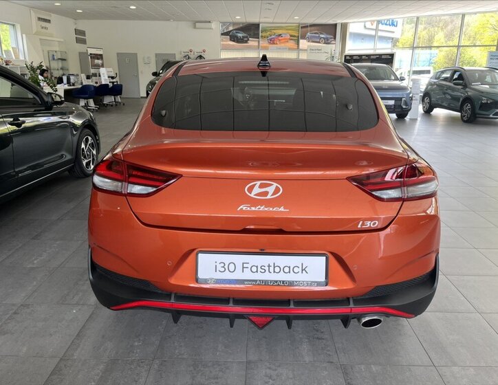 Hyundai i30 Liftback 1,5 l 103 kw