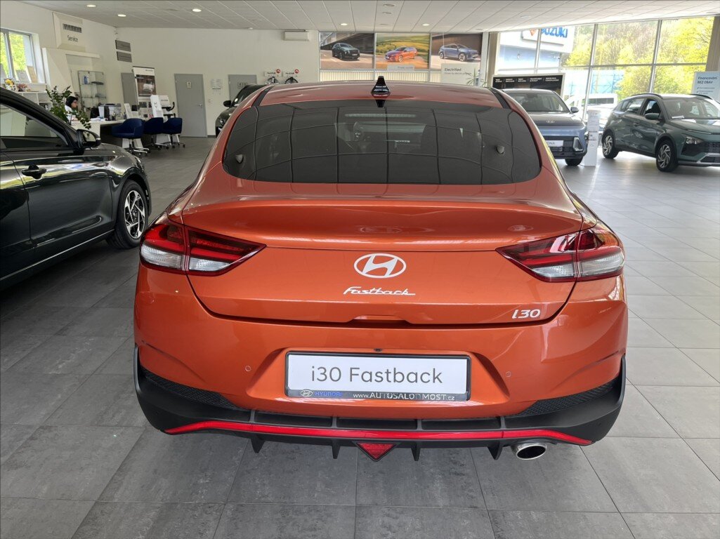 Hyundai i30 Liftback 1,5 l 103 kw