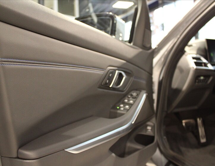 BMW Řada 3 Kombi 2,0 l 140 kw