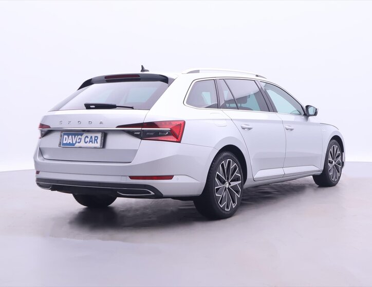 Škoda Superb Kombi 2,0 l 147 kw